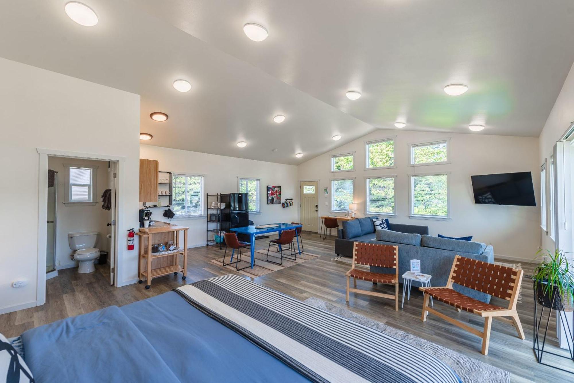 #Stayinmydistrict Oceanview Studio Loft Порт-Орфорд Экстерьер фото