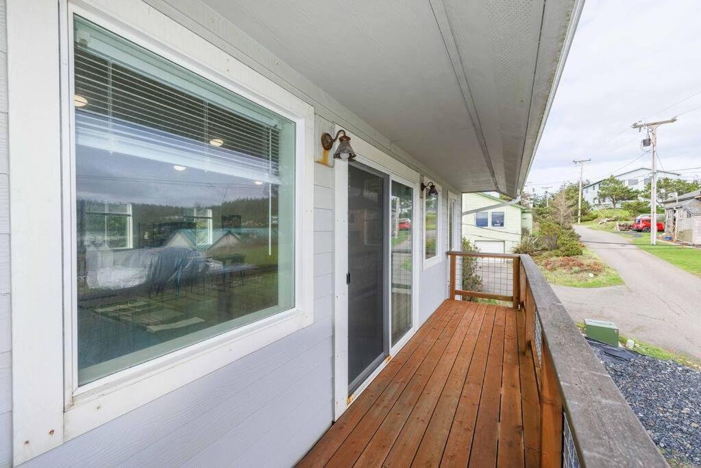 #Stayinmydistrict Oceanview Studio Loft Порт-Орфорд Экстерьер фото